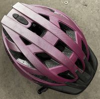 Velohelm Uvex, sehr guter, wohl neuwertiger Zustand (S/M)