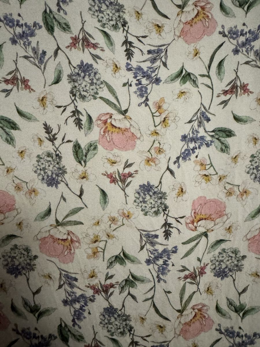 H&M Chemisiers: Blumiges Top Gr.40 – D'occasion à Glattfelden par Schuggi_21 4