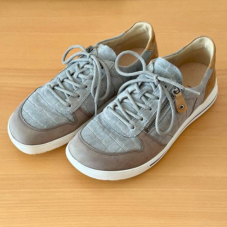 Helvesko Scarpe da donna: Chaussures sneakers HELVESKO, pointure 38 – Usato da Genève venduto da Patricia1964