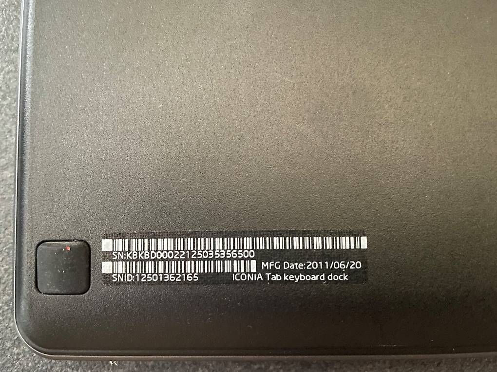 Acer Tastiere: Tastiera e custodia tablet ACER – Usato da Gordola venduto da shark.18 2