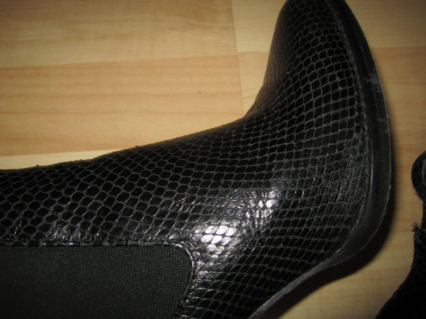 Zara Damenschuhe: ZARA - wunderschöne Echtleder-Stiefeletten, Gr. 37 – Gebraucht aus Wanzwil von lonelybeachhouse 4
