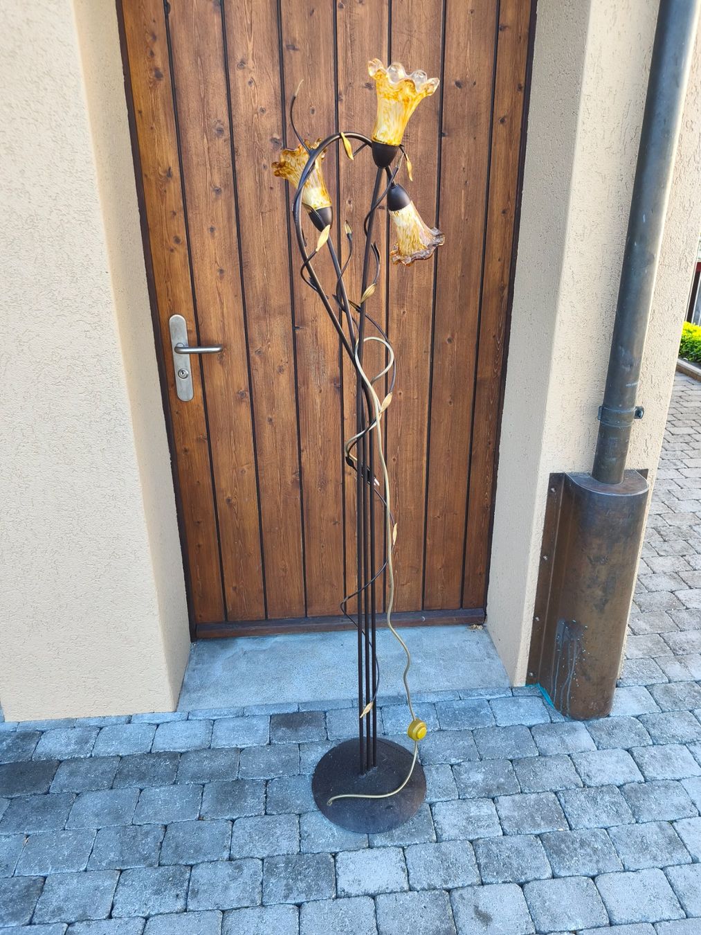 Lampade: Stehlampe im Blumendesign – Usato da Rubigen venduto da HEIDA_82