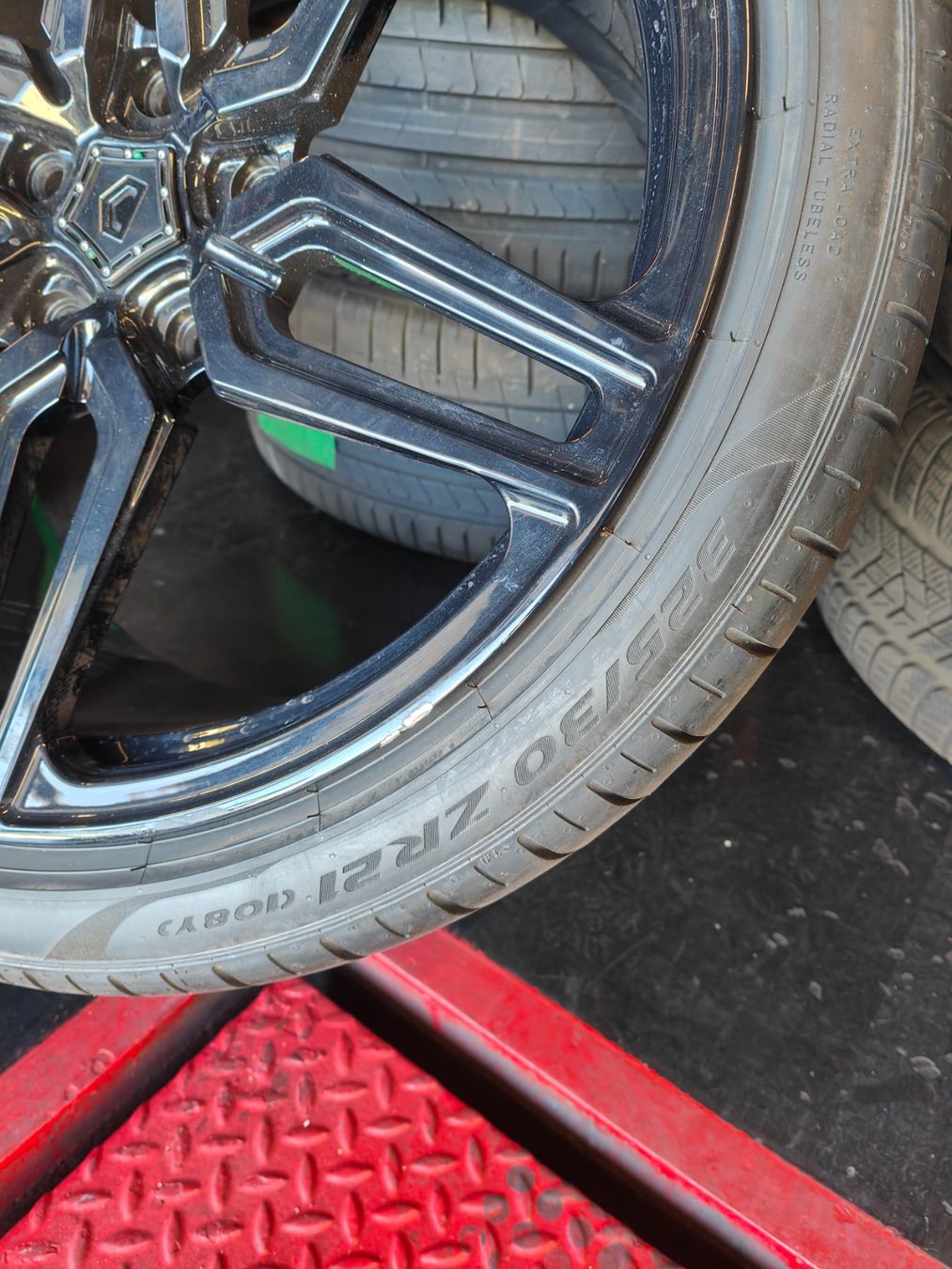 Vossen Felgen: Porsche Panamera Vossen Sommerfelgen – Gebraucht aus Oberengstringen von Reifen-Lagerverkauf 9