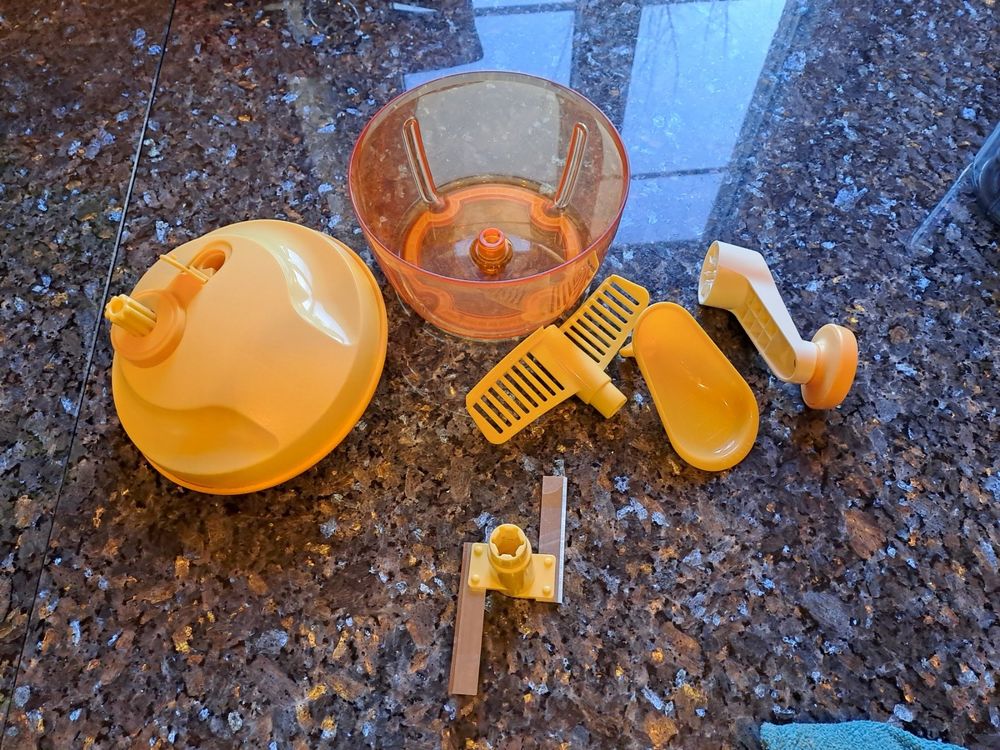 Quickchef Tupperware (Gebraucht) in Kräiligen für CHF 2 – mit Lieferung ...