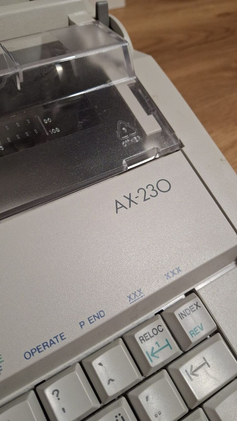Brother Macchine da scrivere: Schreibmaschine Brother – Usato da Bäriswil BE venduto da vonys 2