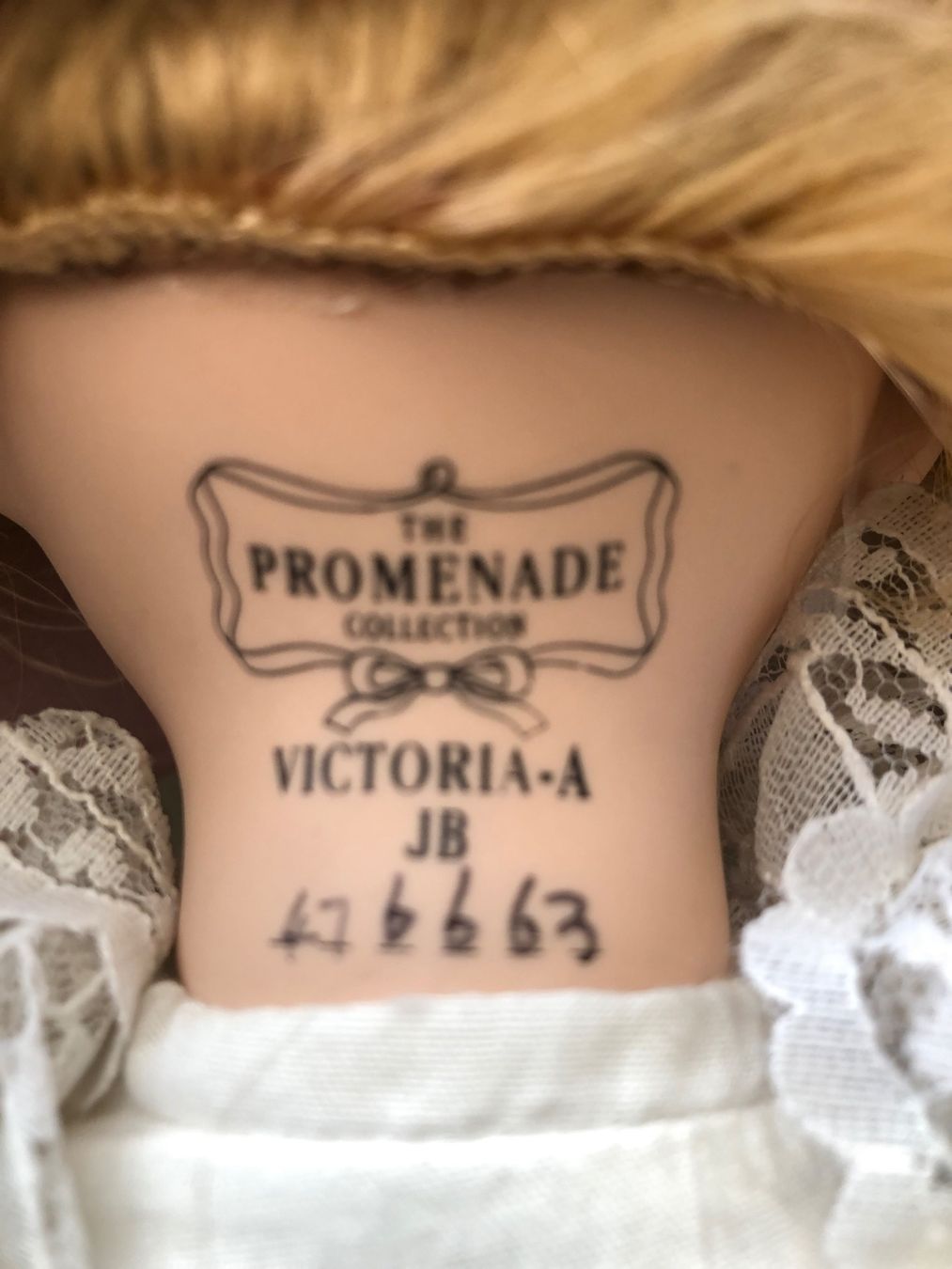 Bambole: The Promenade Collection – Usato da Balsthal venduto da sus_yf8h 2