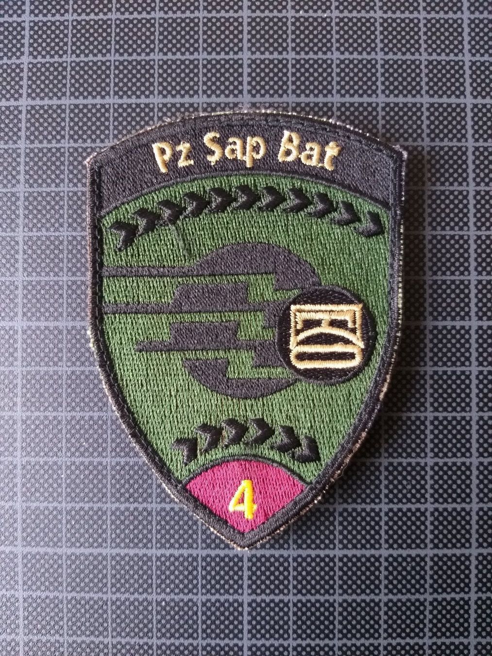 Placchette & Badge: Verbandsabzeichen Pz Sap Bat 4 Logistik – Usato da Bauma venduto da SwissMilitaria