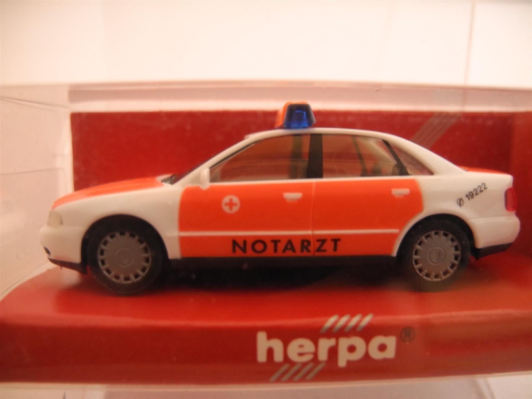 Herpa Modellini d'auto: Herpa 044004 Audi A4, Nr. u81 – Nuovo e nell'imballaggio originale da Kottwil venduto da Crazyrolf 1