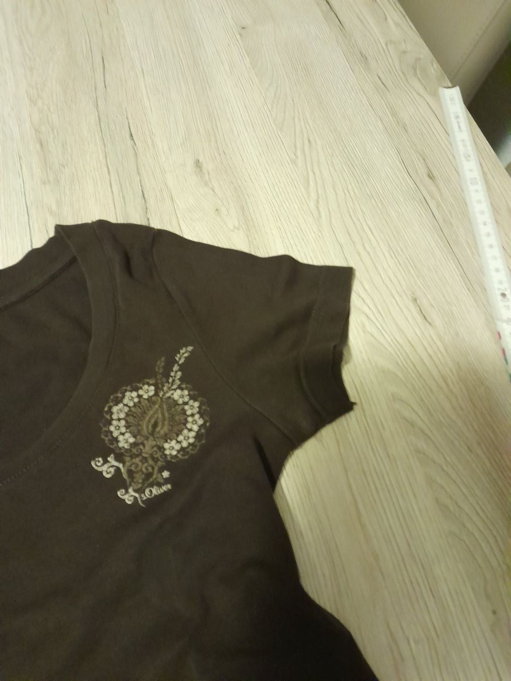 S.Oliver T-shirt: S. Oliver Shirt in modischem Braun – Usato da Zürich venduto da Sustainability 4