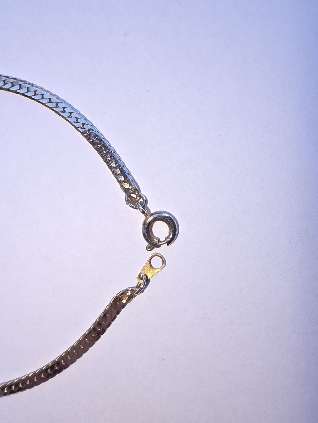 Bracciali & Braccialetti: Armband silbern Gold schimmernd 18cm – Usato da Nürensdorf venduto da DParatte 1