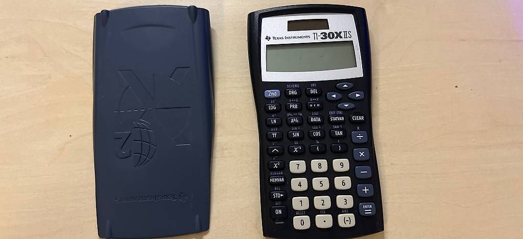 Texas Instruments Taschenrechner: Taschenrechner Texas Instruments Ti-30x2s – Gebraucht aus Flawil von Niklas2005