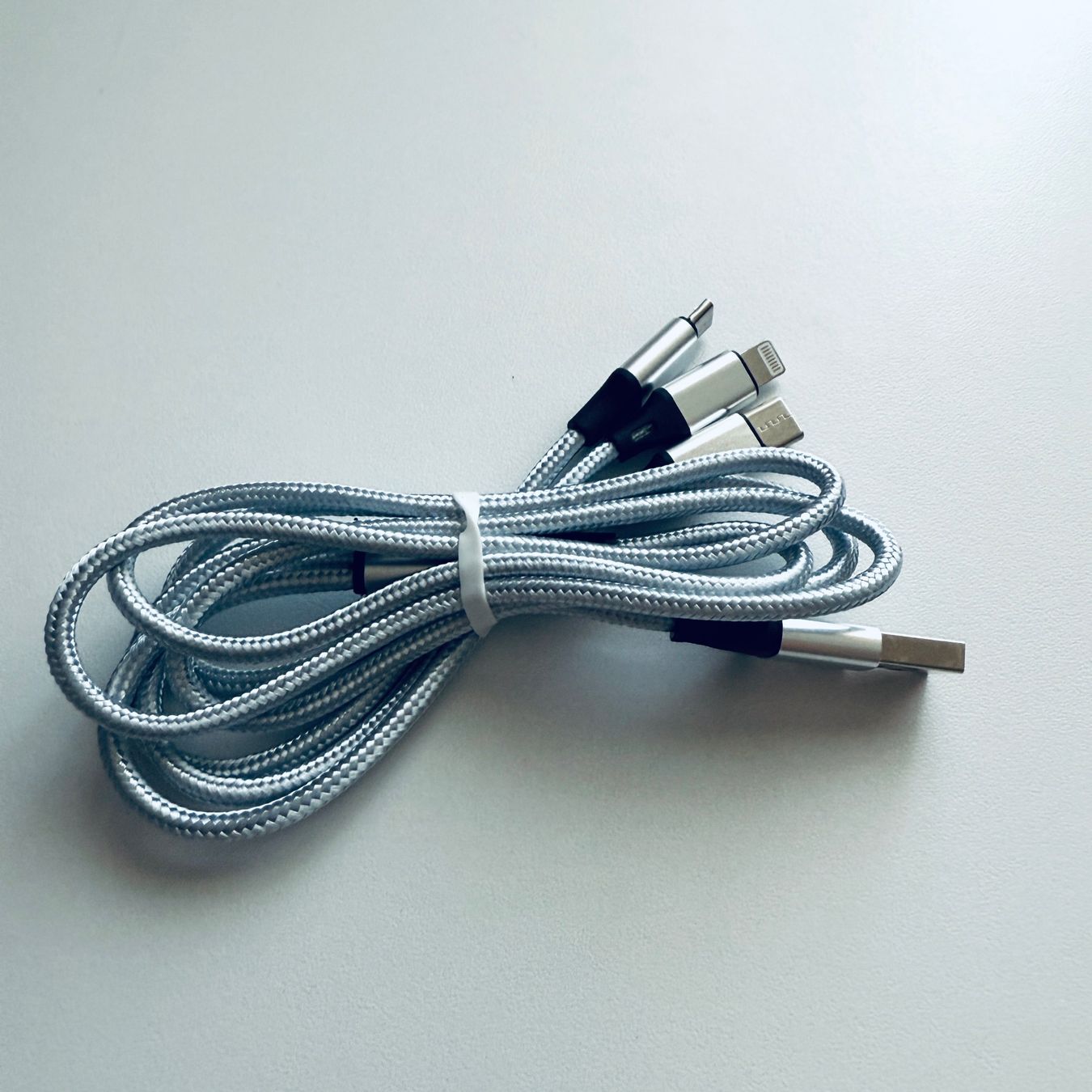 Cavi: USB-A auf 3in 1 Multi Ladekabel USB-C & Lightning & Micro B – Nuovo (secondo la descrizione) da Basel venduto da MY.AIRPODS.SHOP 8