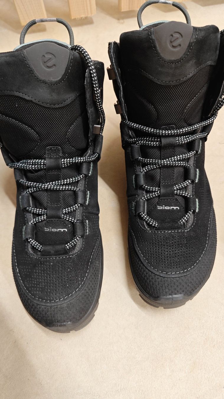 Ecco Damenschuhe: Winterstiefel Ecco Biom – Gebraucht aus Burgdorf von nas_65x9 1