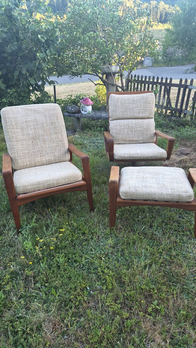 Fauteuils: Teak  Drehsessel Stuhl BeinAblage – D'occasion à Kölliken par Upcycling-by-Mc-TAM