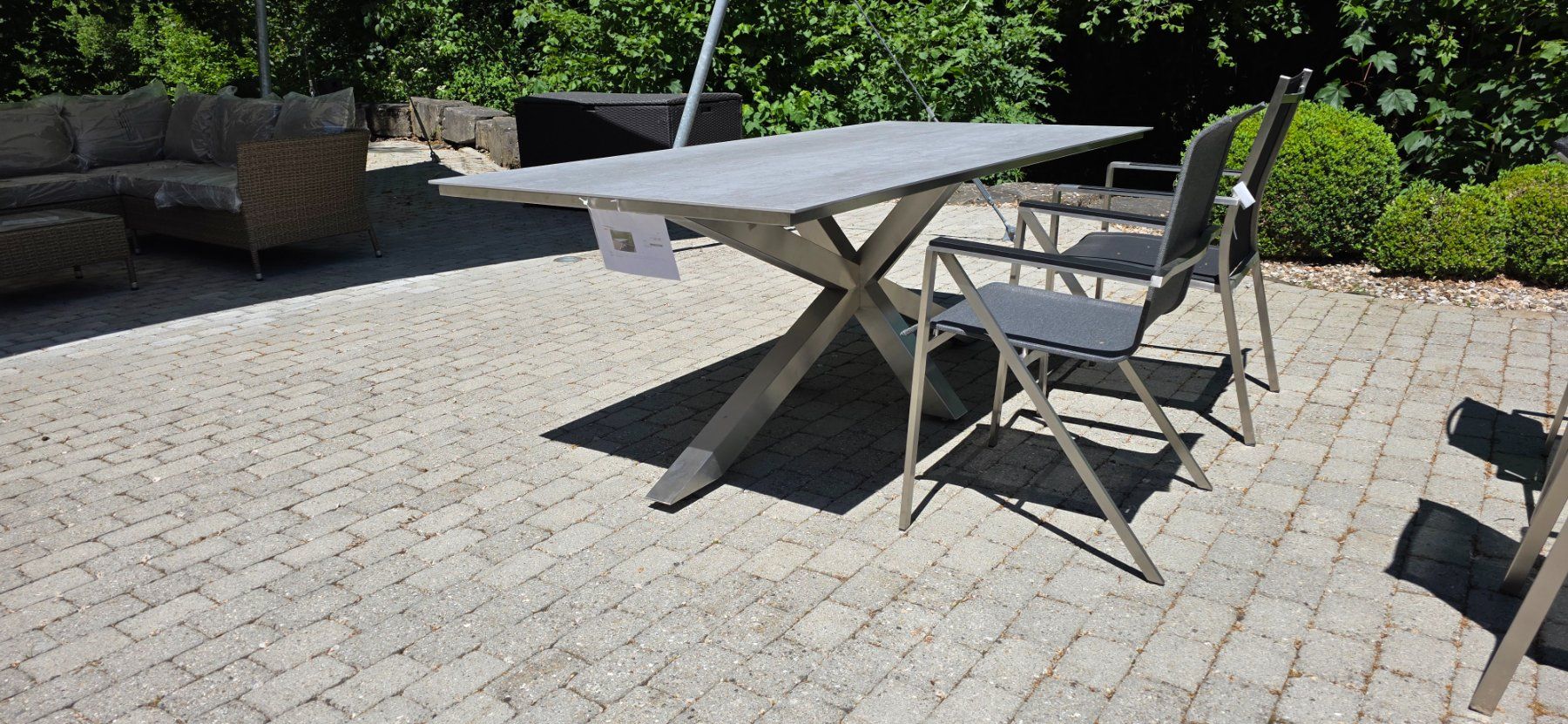 Tavoli: Gartentisch mit Keramikplatte 210x100cm – Nuovo e nell'imballaggio originale da Lützelflüh-Goldb venduto da Rampenverkauf_72_ 2