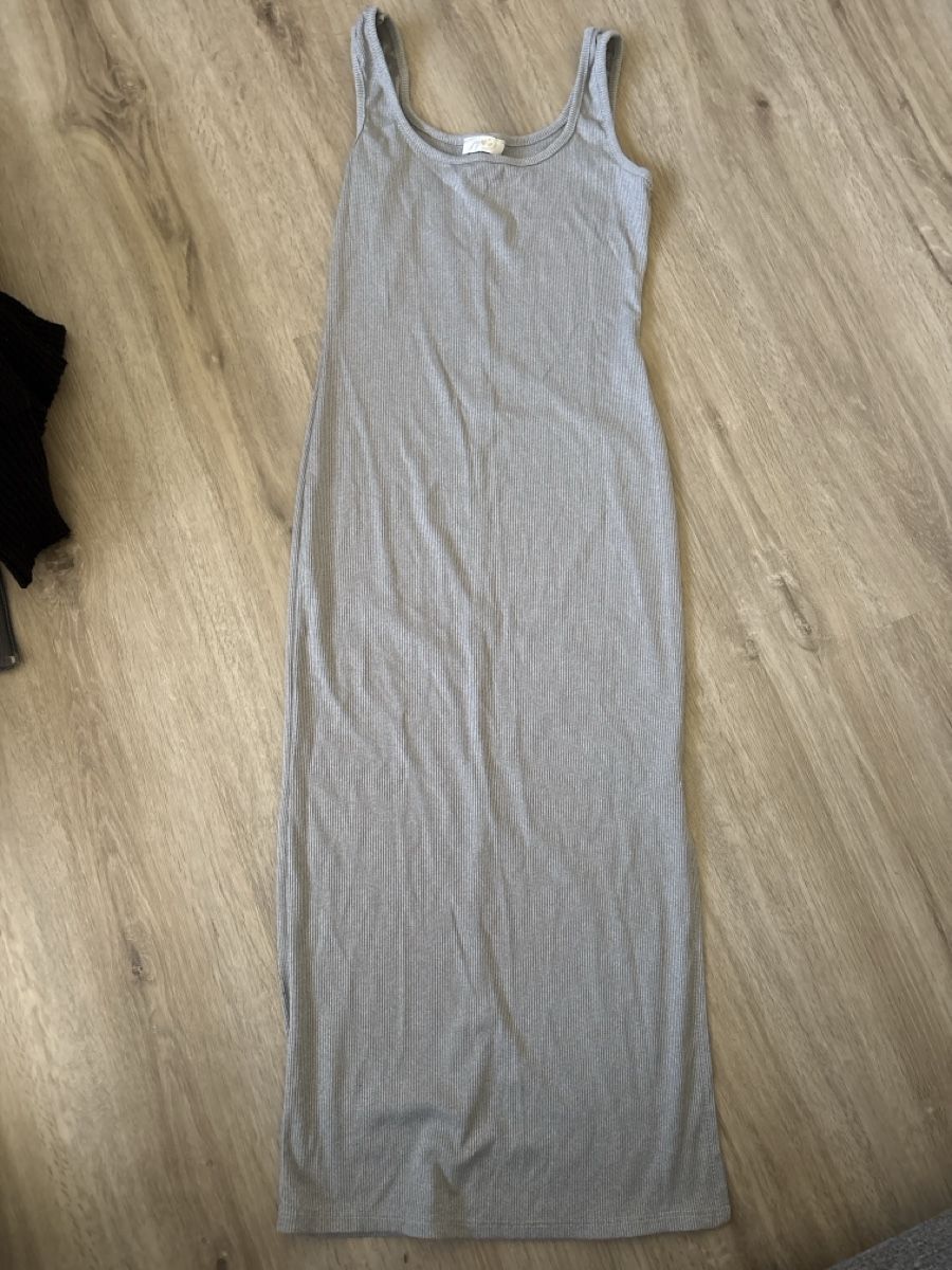 Vestiti: Robe longue grise taille S  – Nuovo (secondo la descrizione) da Delémont venduto da Ma_LoU.01