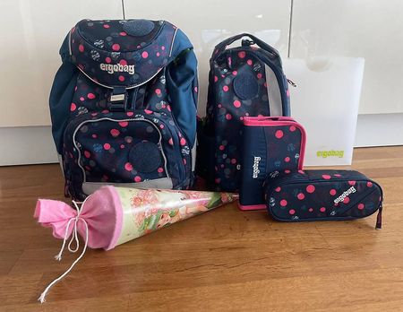 Ergobag PACK Glow Schulrucksack set 5-teilig
