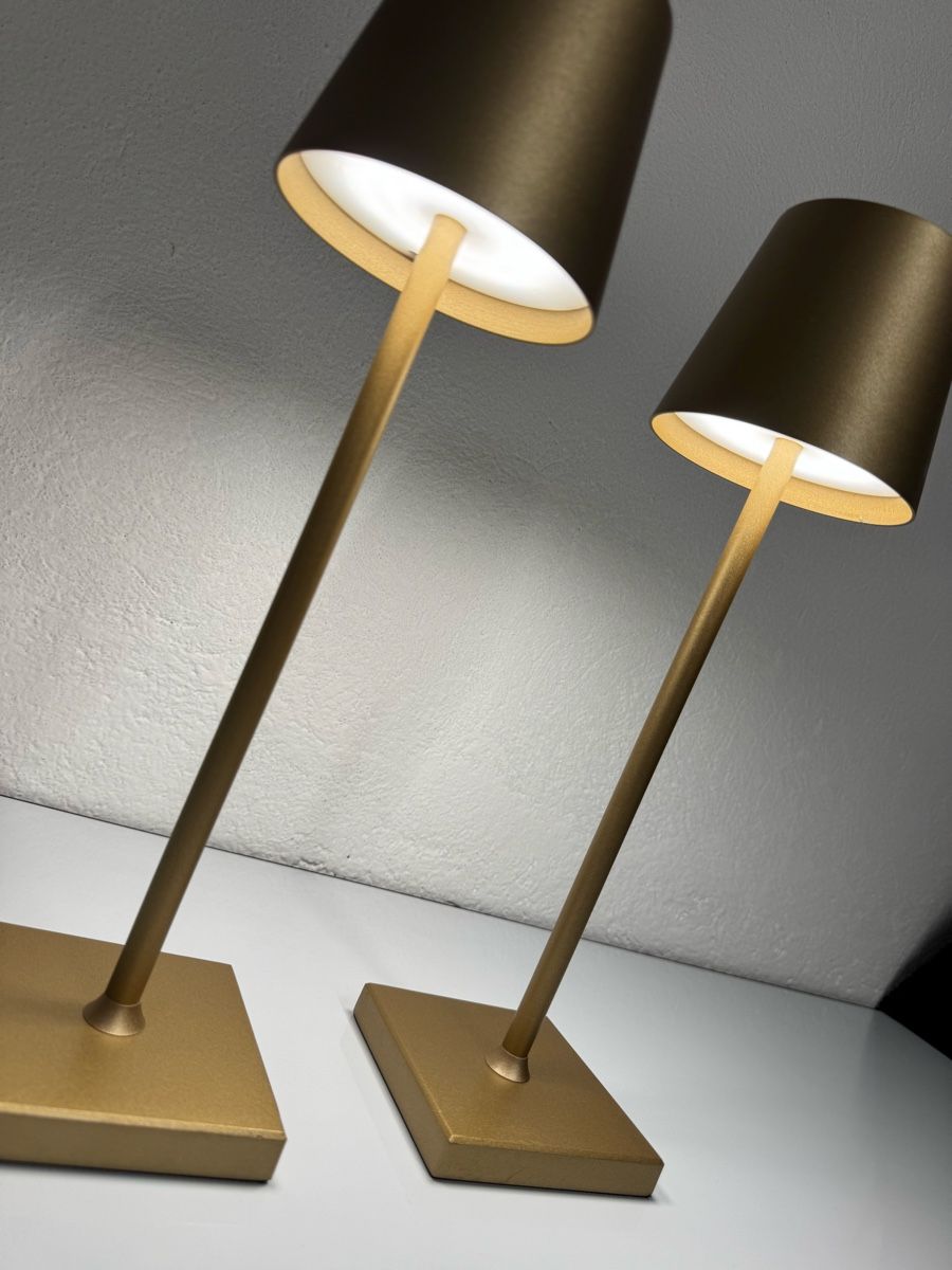 Lampade: Tischlampen/ Leuchten – Usato da Burgdorf venduto da Snoop_3402