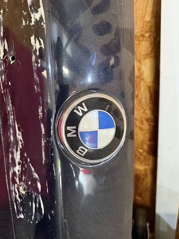 BMW Toutes les pièces auto: Bmw e21 Heckdeckel – D'occasion à Schwyz par Giovanni95 1