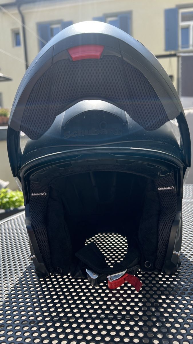 Schuberth Casques & visières: Schubert Klapphelm Matt Schwarz - Top Zustand! – Neuf (Voir description) à St. Gallen par beaverhouse 3