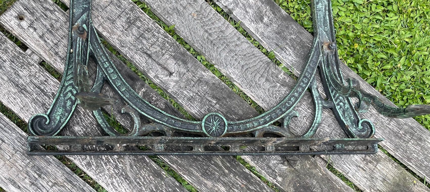Altri mobili d'antiquariato: Tischbeine Guss – Usato da Burgdorf venduto da Bsb7 1