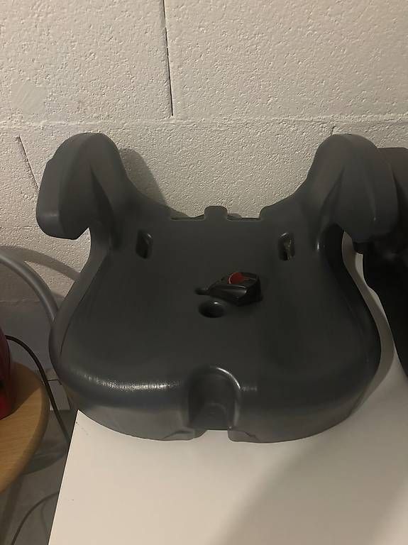 Seggiolini per auto: Réhausseur – Usato da Biere venduto da Oravelon