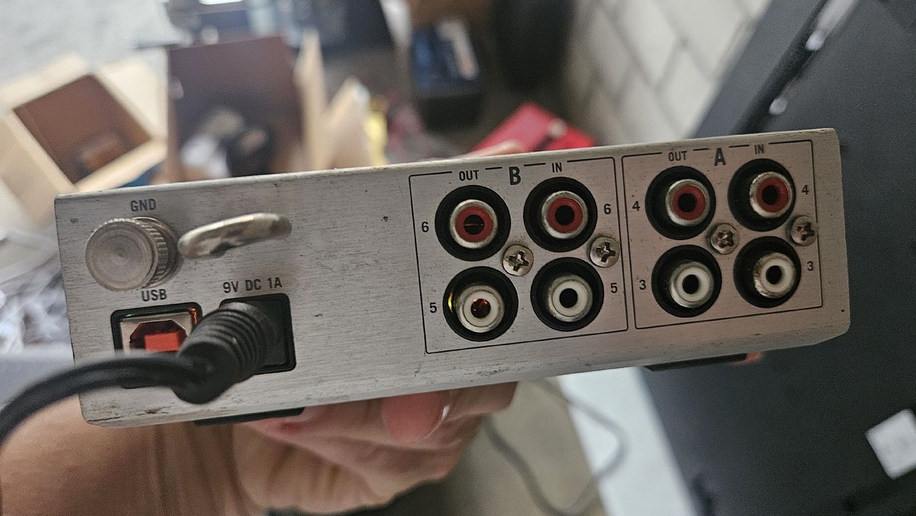 Equalizer: Native Instruments Traktor Audio 6 DJ Interface used – Gebraucht aus Sachseln von laz_65cg 3