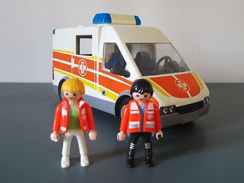 Playmobil Giocattoli: Ambulance Playmobil – Usato da vevey venduto da la_bulle