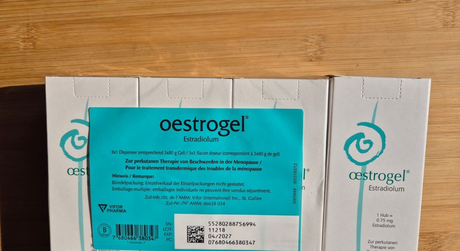 Altro per la cura del corpo: Oestrogel Estradiolum Dispenser 4x 80 g – Nuovo e nell'imballaggio originale da Rüdlingen venduto da mal_9hx9 1