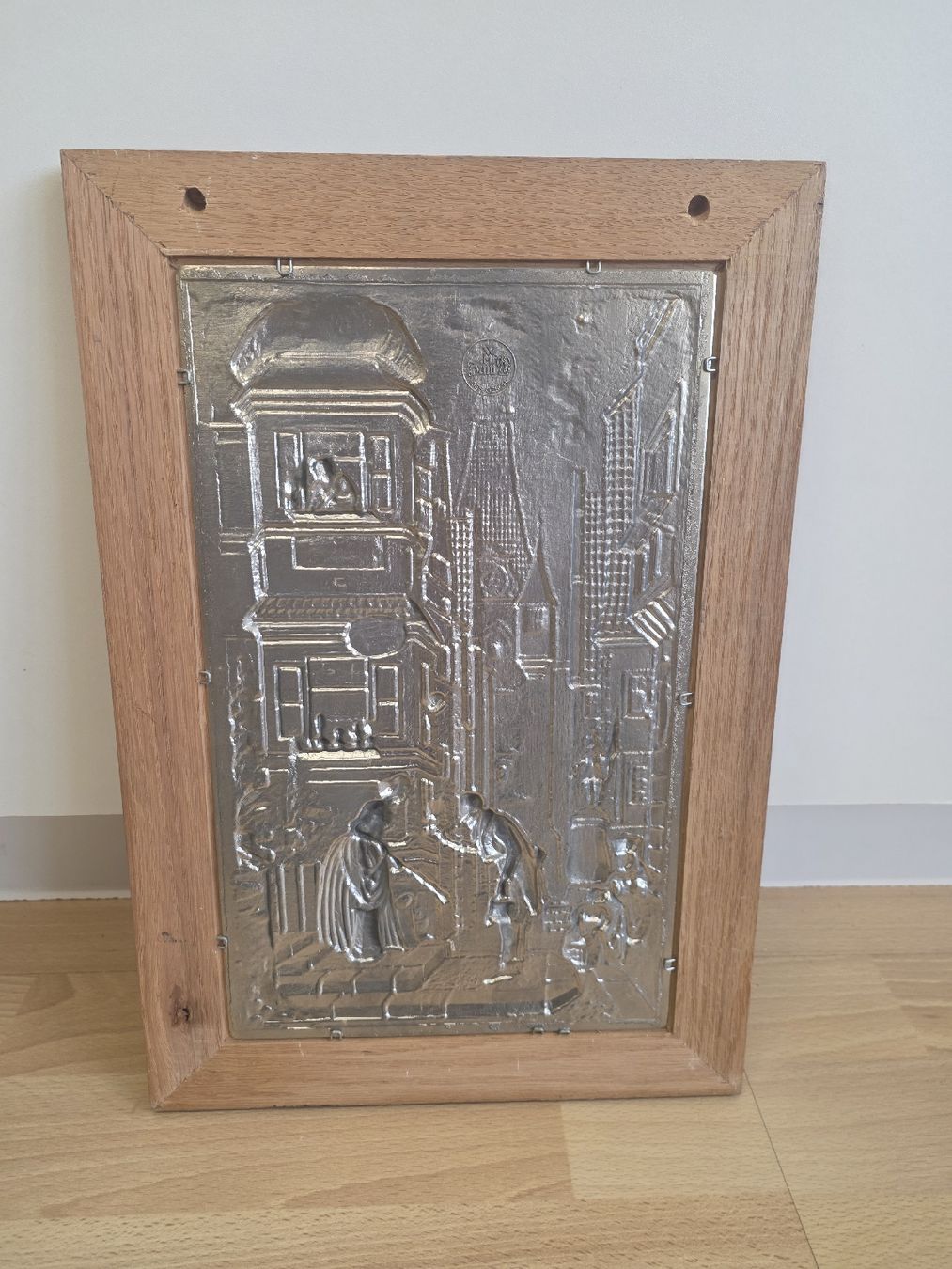 Foto & Immagini: WMF Zinnbild relief mit Stadtansicht – Usato da Rieden AG venduto da RuvensBrocki 2