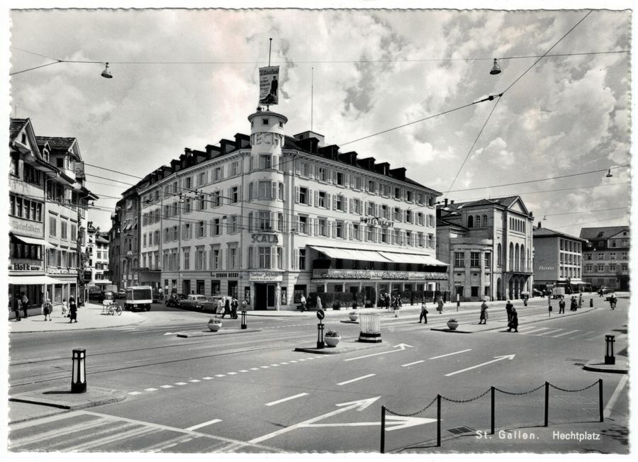Cartoline postali: St. Gallen, Hechtplatz, Scala, Bata, um 1955 – Usato da Frauenfeld venduto da POML
