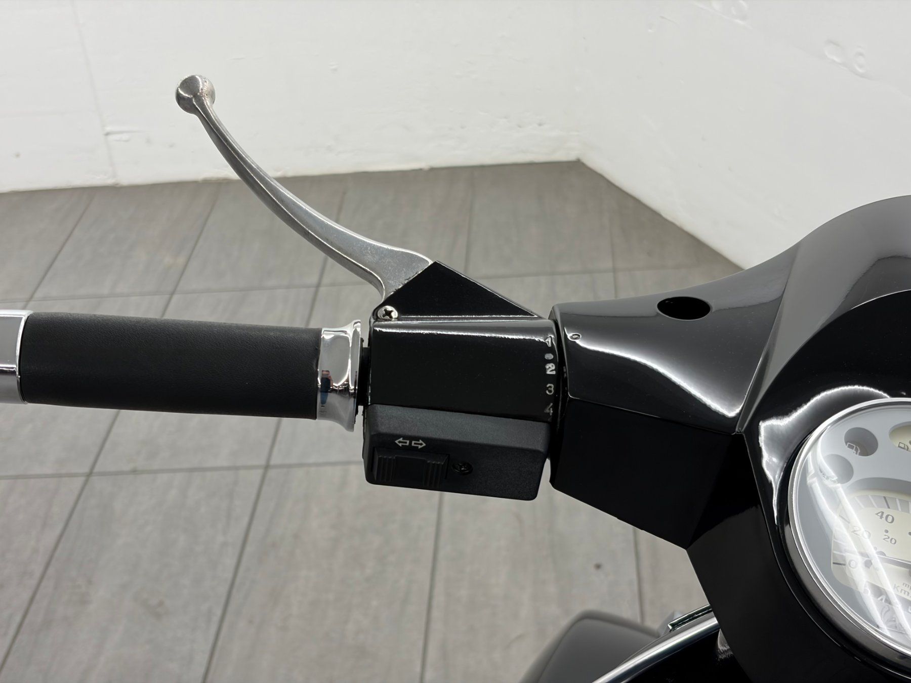 Piaggio Scooter: PIAGGIO Vespa PX 125 E Disc – Usato da Nänikon venduto da s_a_n_d_r_o 7