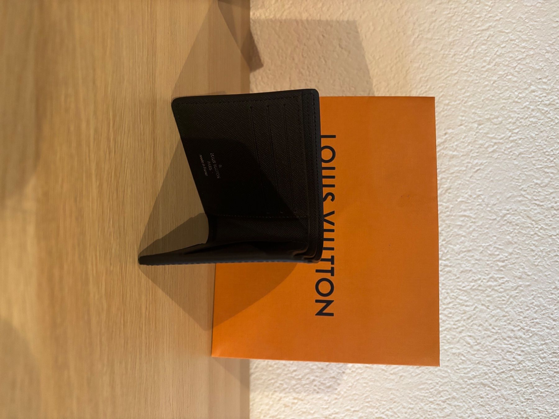 Louis Vuitton Brieftaschen: Louis Vuitton Wallet Monogram Eclipse – Neu und originalverpackt aus Arnegg von Heason 2