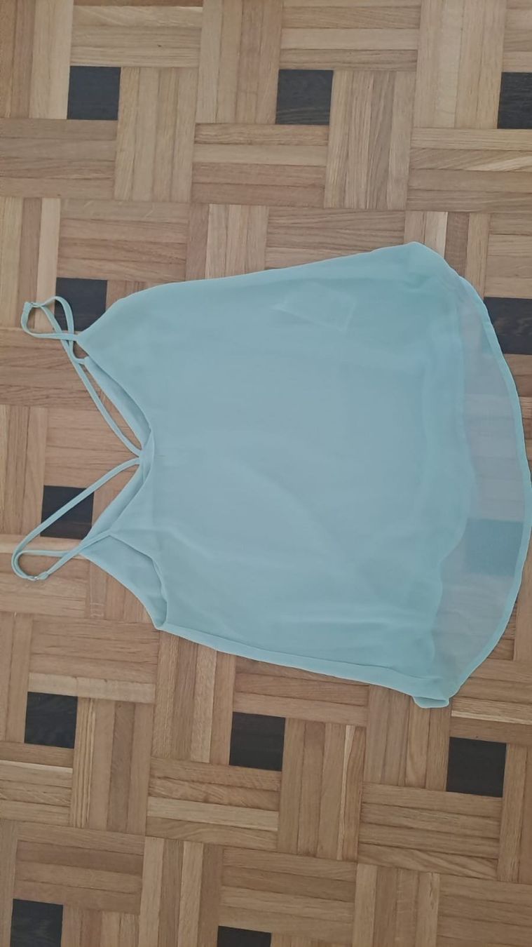 Only Tops: Damen Top Mint Grösse 36 leichter Stoff – Gebraucht aus Winterthur von cor_9m7q