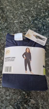 Kinderpyjama L&D dunkelblau Grösse 134/140 neu