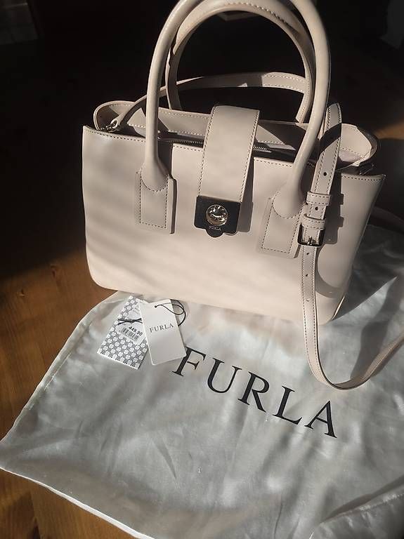 Borse da donna: Furla nuova – Usato da Cugnasco venduto da iva_yw8k