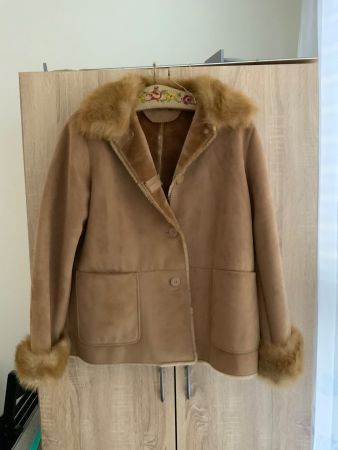 JJB Benson Winter Jacke Gr. 40 mit Fell-Details, Top!