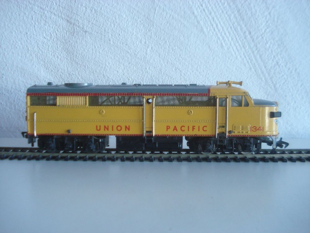 FLEISCHMANN 1341/2 U-1, couplage locos diesel ALCO FA1 A+A UNION PACIFIC