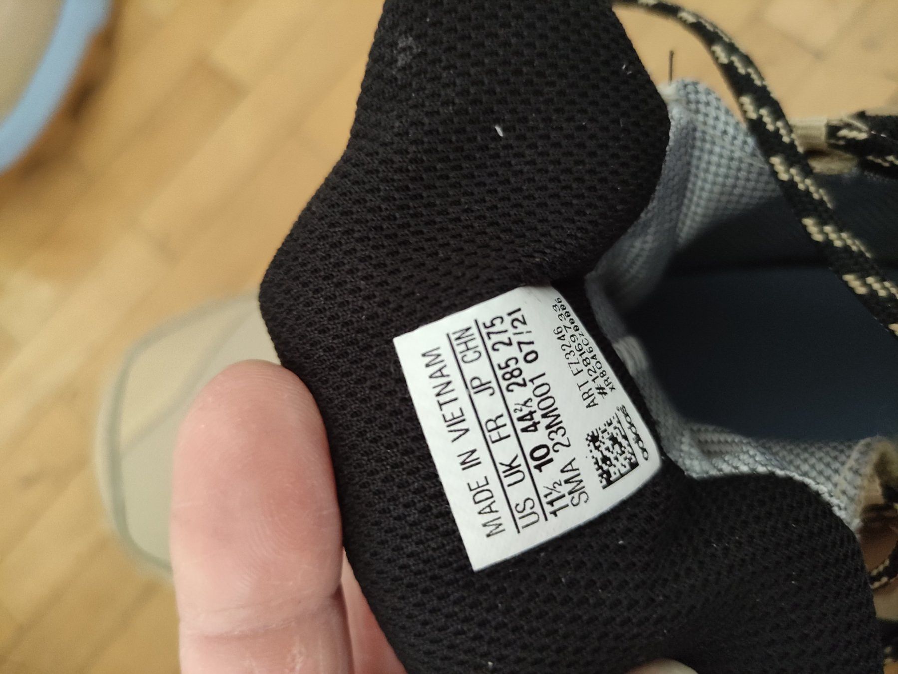 Scarpe da uomo: Neu Wanderschuhe Adidas gr 44, goretex – Nuovo e nell'imballaggio originale da Dagmersellen venduto da L.Ga. 1