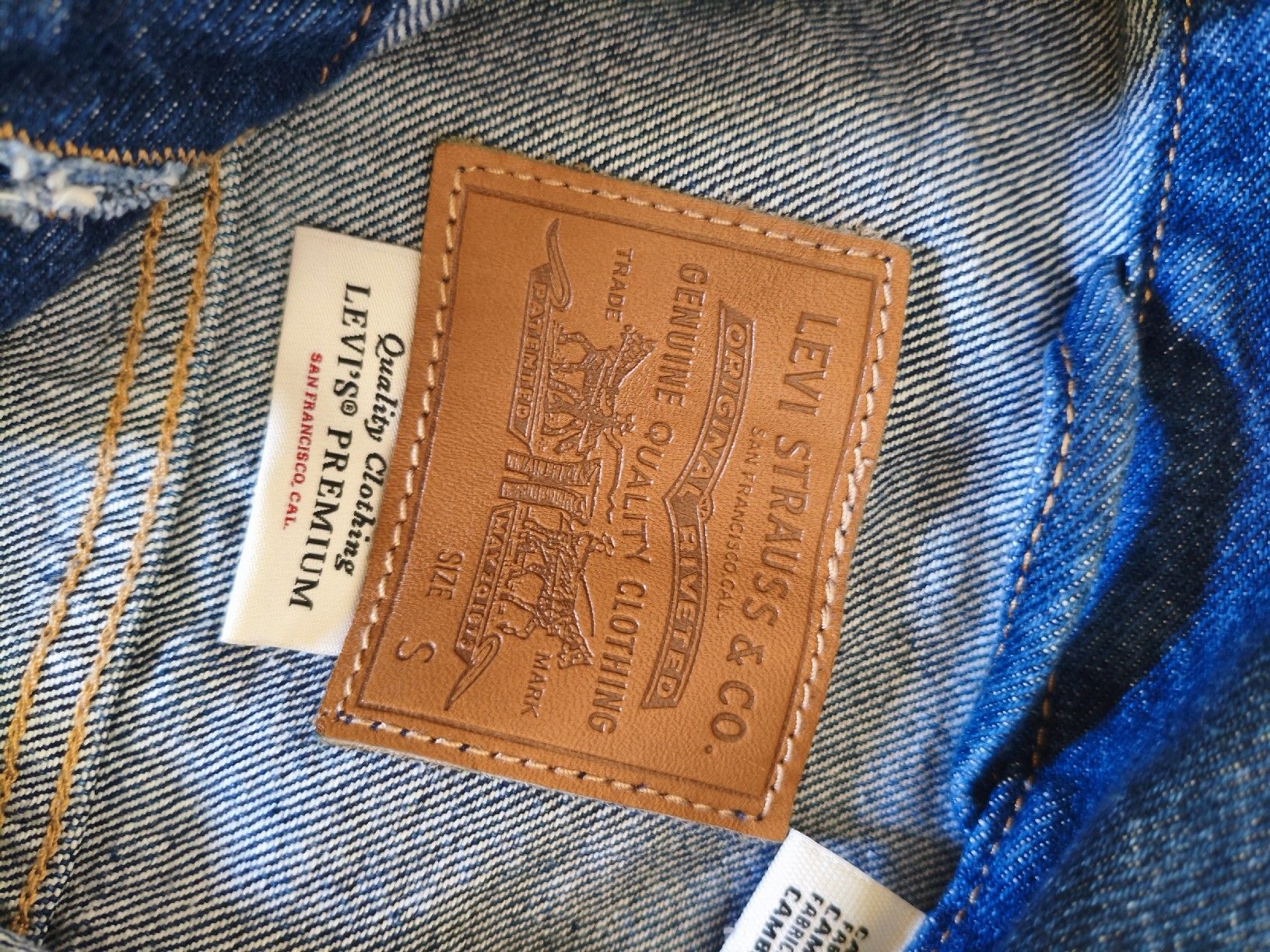 Levi's Giacche: Levi Strauss & Co Jacke – Nuovo (secondo la descrizione) da Hermiswil venduto da Volvorine 1