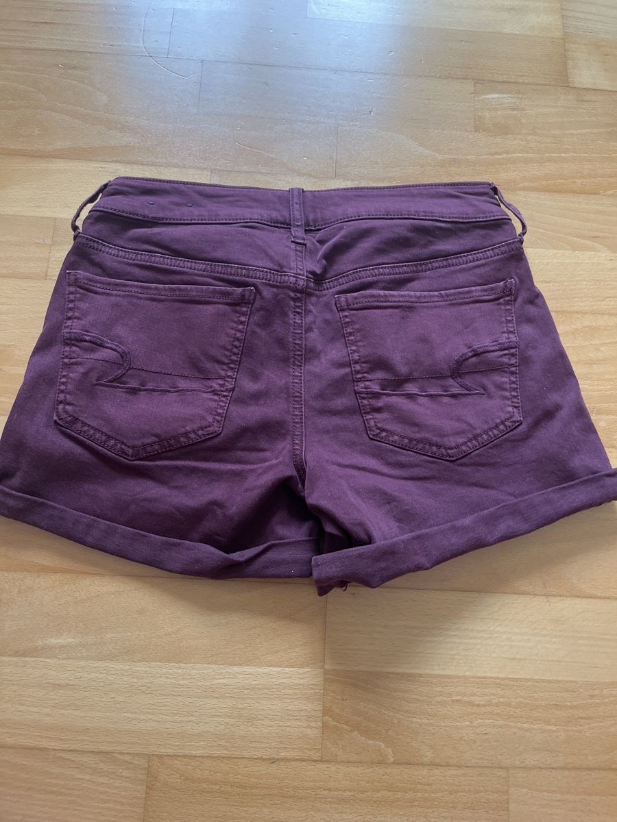 American Eagle Pantaloni: American Eagle Shorts – Usato da Bülach venduto da SharonP01 1