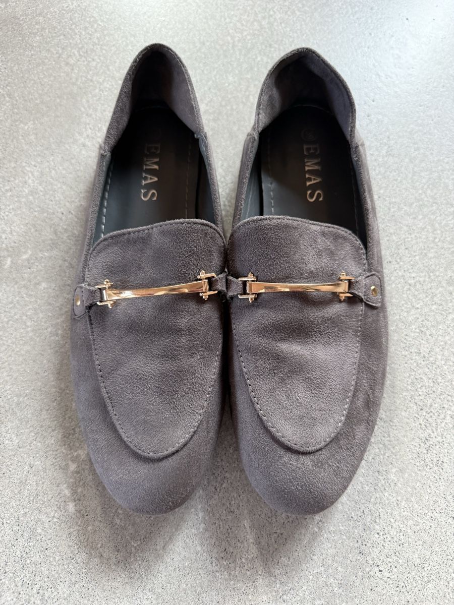 Scarpe da donna: Stylische EMAS Slipper, Gr. 39, grau – Usato da Maienfeld venduto da griti666