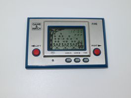NINTENDO GAME & WATCH FIRE RC-04