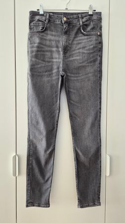 ZARA Skinny Stretch-Jeans, grau, Gr. 40