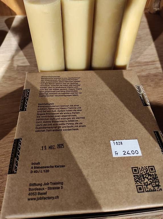 Candele: 4 Bienenwachs Kerzen D40/L120 – Usato da Basel venduto da Junior_Store 1