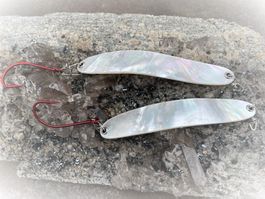 2x Crystal 100mm RED Edition Perlmuttspangen, montiert