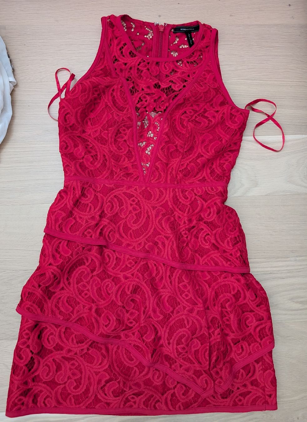 Kleider: bcbgmaxazria Kleid wie neu – Neu (gemäss Beschreibung) aus Kloten von Pandora123