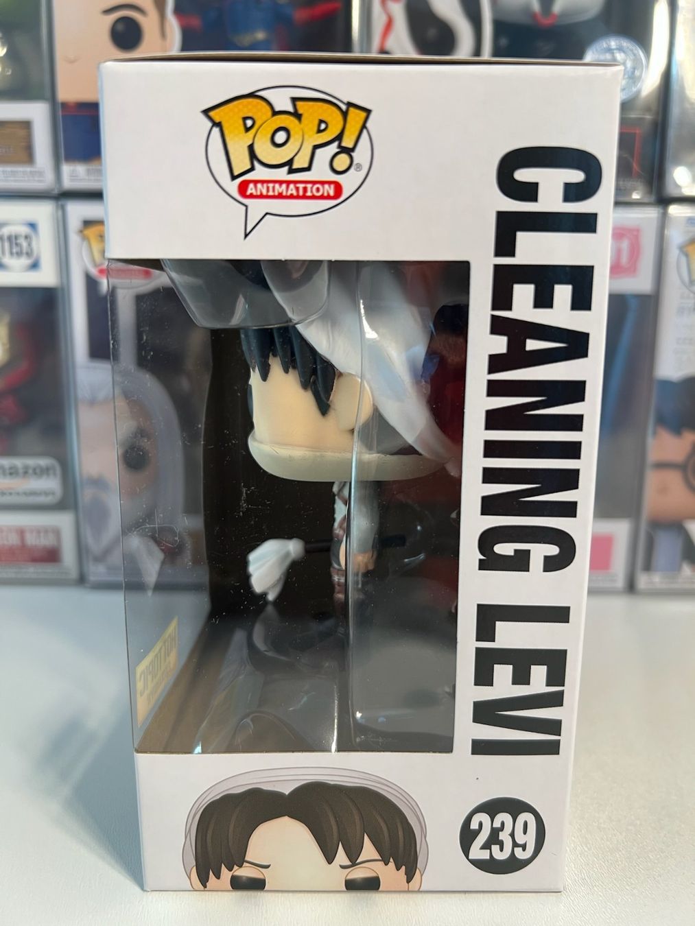 Funko Statuette: Funko POP! Animation Attack on Titan Cleaning Levi Limitée – Nuovo e nell'imballaggio originale da Le Mouret venduto da perfectbijou 3