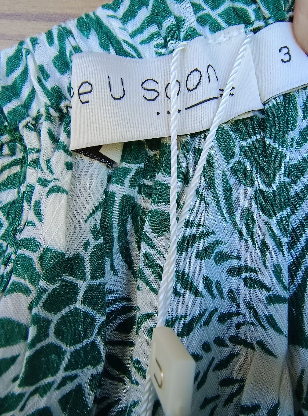 Tute: See U Soon Combishort dos nu blanc et vert T3 – Nuovo e nell'imballaggio originale da Genève venduto da Brachiopode 6