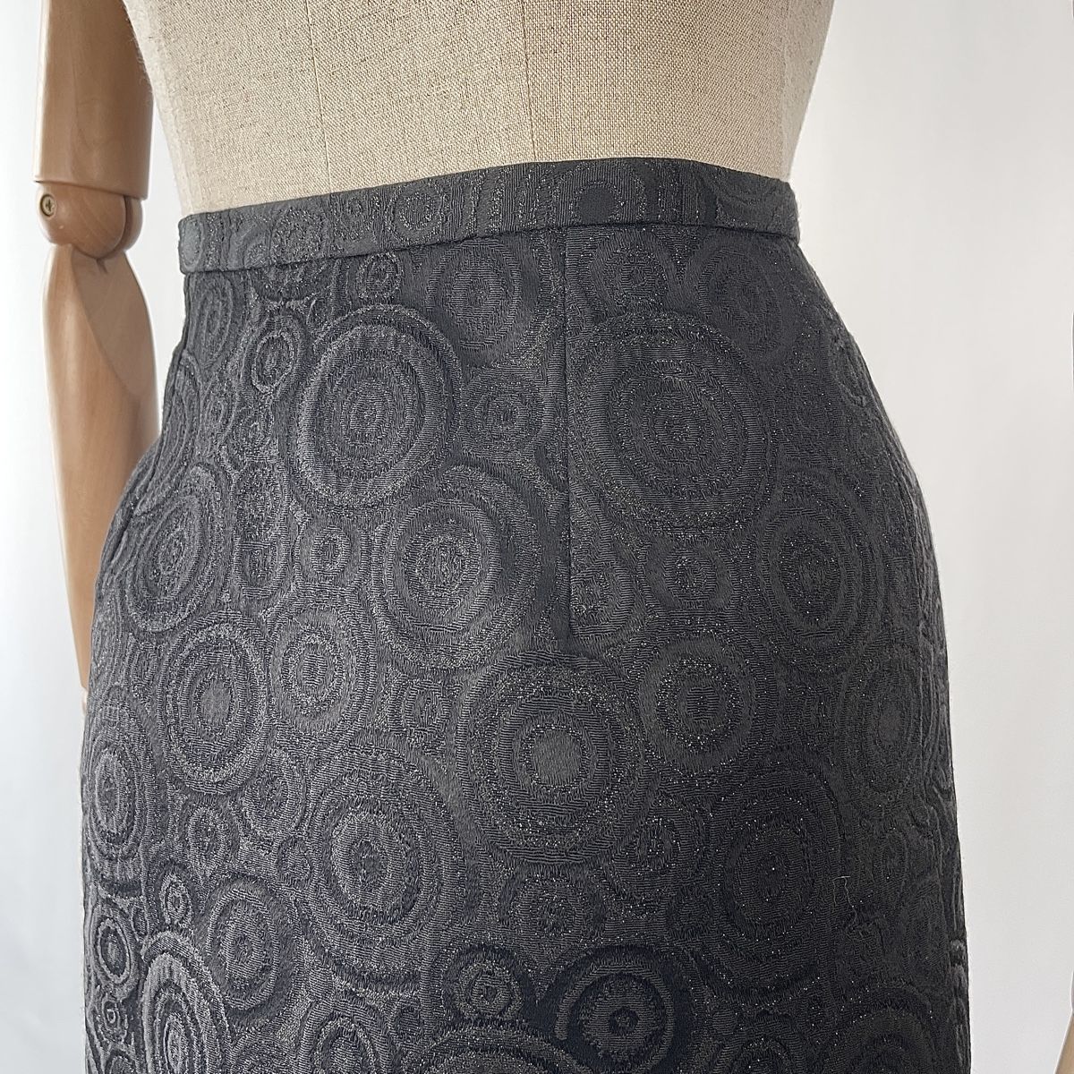Versace Gonne: VERSACE Mini Skirt – Nuovo (secondo la descrizione) da Emmen venduto da Avviivva_Com2023 4